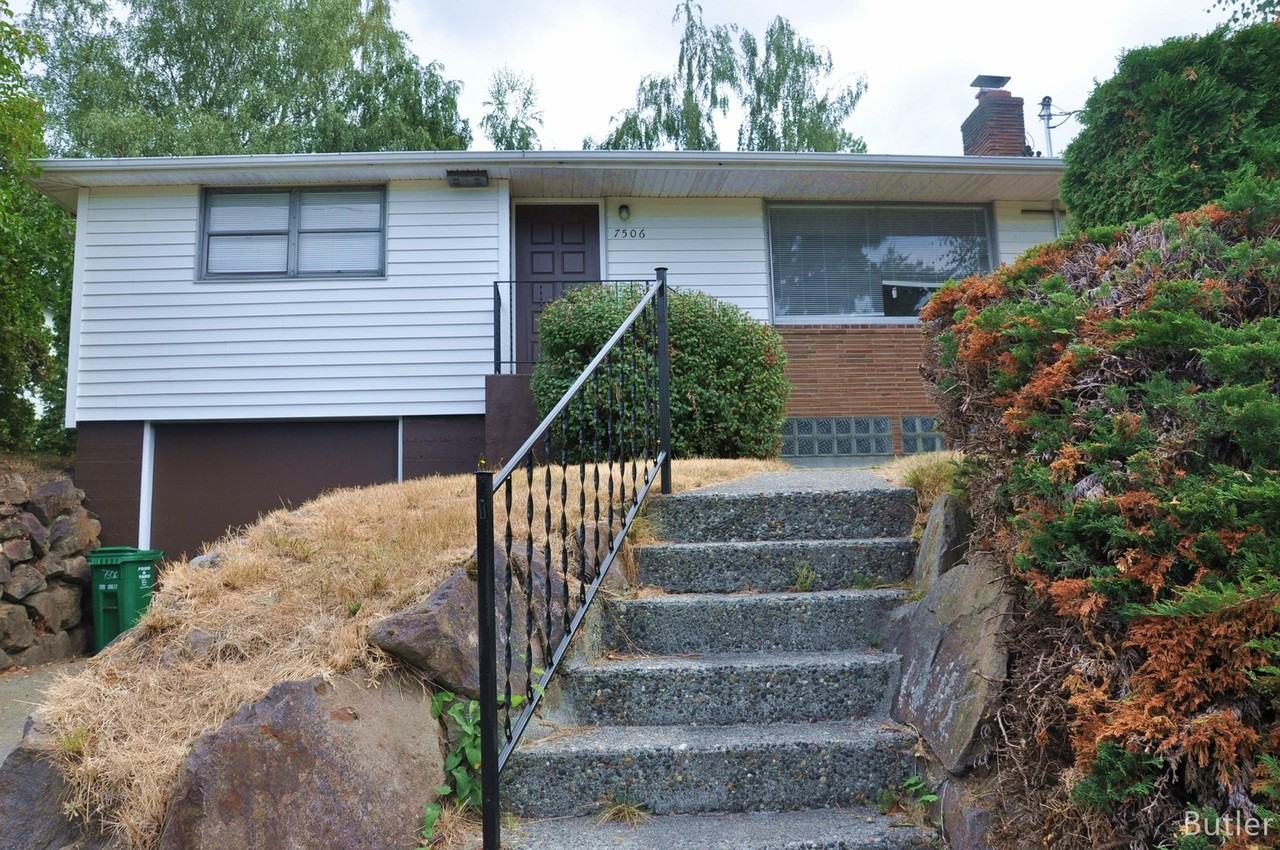 7506 26th Ave Ne - Photo 2 of 24