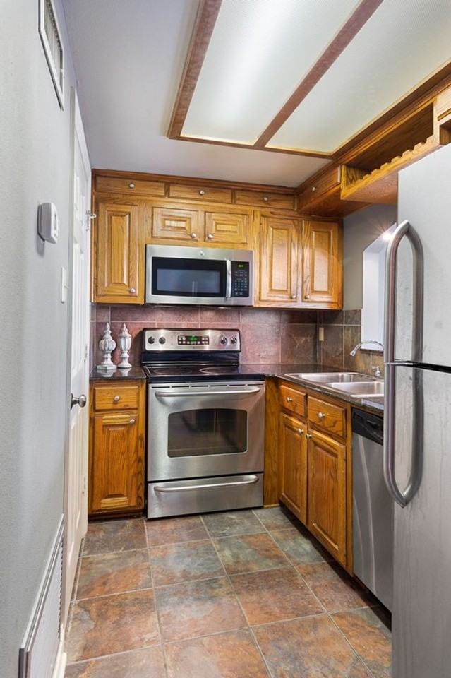 2045 N 3rd St - Photo 2 of 16