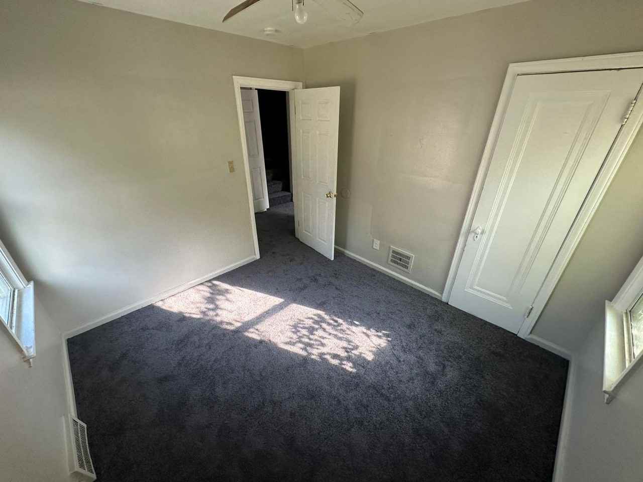 19131 Kenosha St - Photo 3 of 9