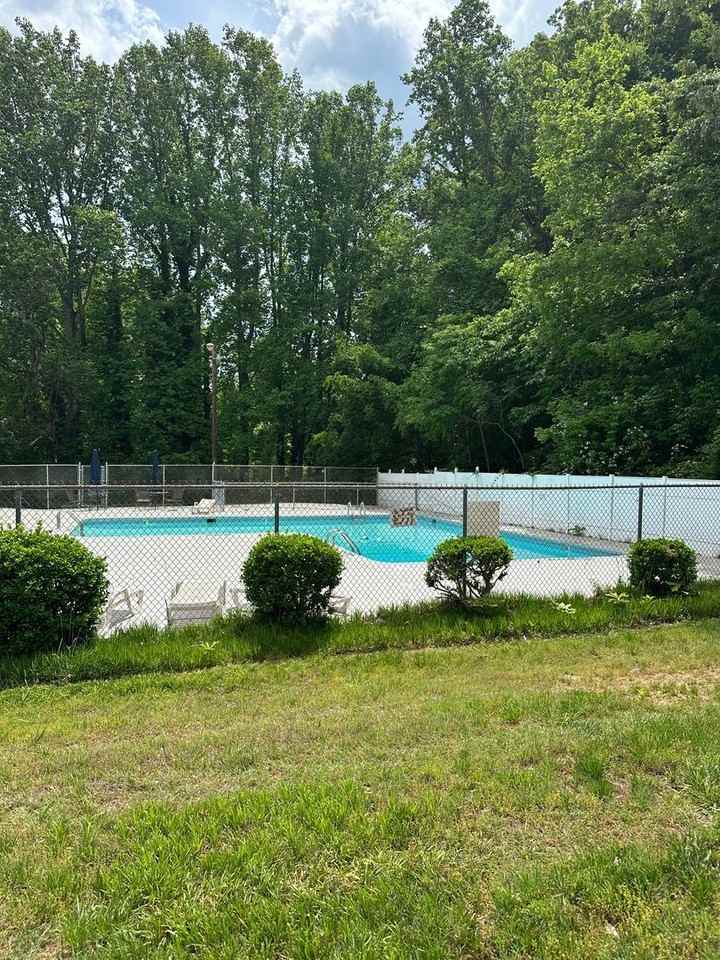 2240 2240 53N Sunderland Road - Photo 3 of 16