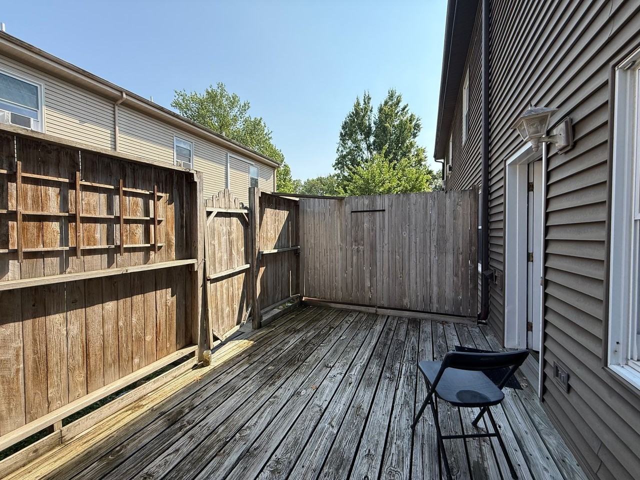 2069 Mary Ellen Ln - Photo 6 of 12