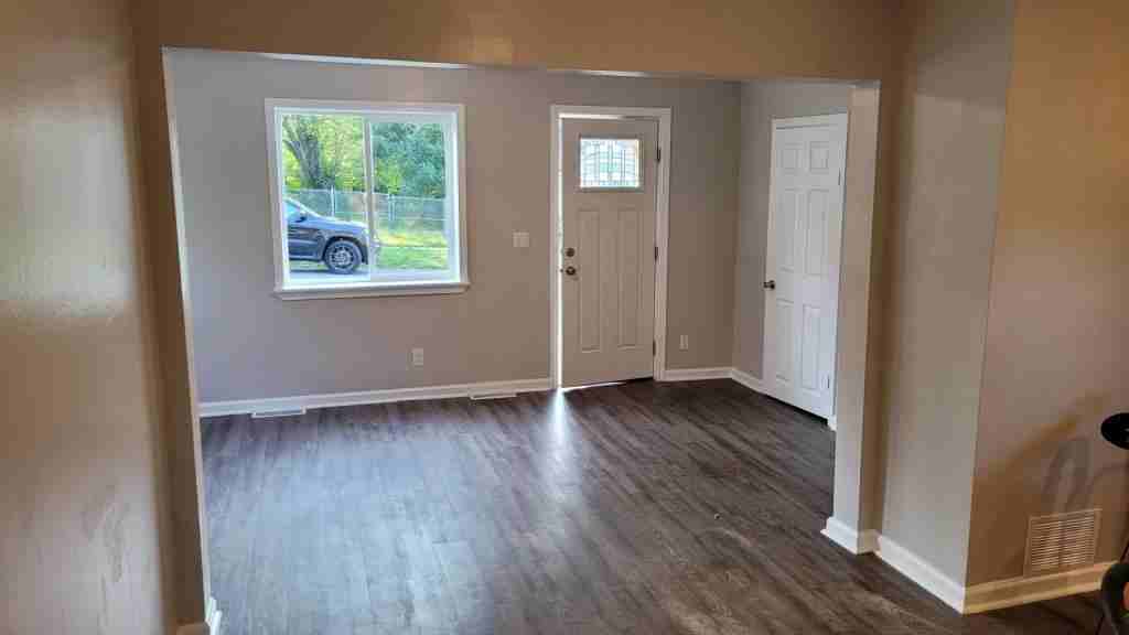 1214 Tabor St ## 14 - Photo 4 of 19