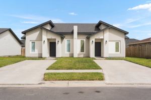 featured image of 323 Uva Ln #A