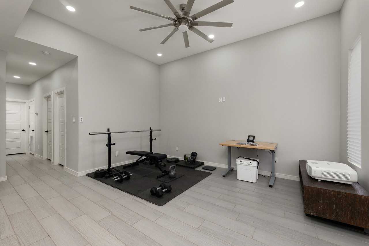 323 Uva Ln #A - Photo 3 of 18