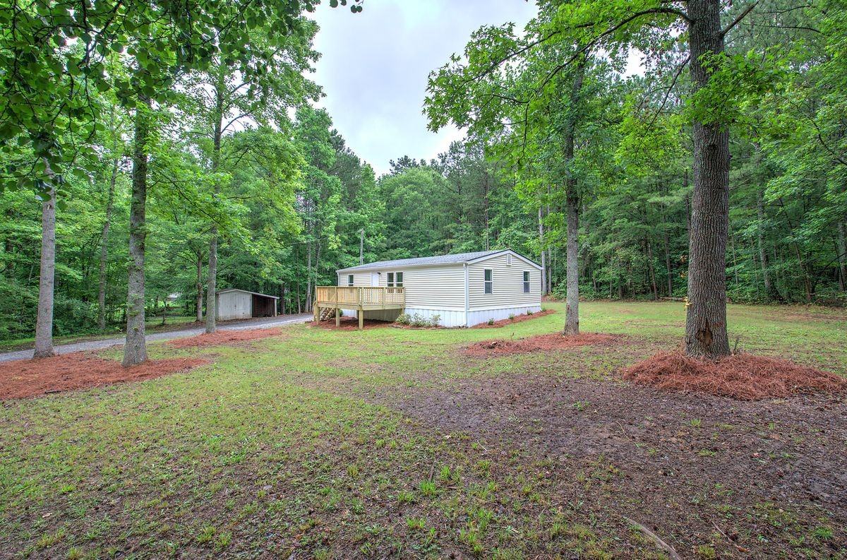 24 Black Rd Ne - Photo 2 of 50