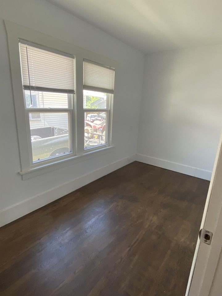 1256 E Clark St #U - Photo 5 of 17