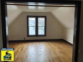 514 Huron St - Photo 1 of 1