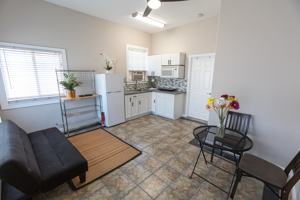 featured image of 122 E San Salvador St #126