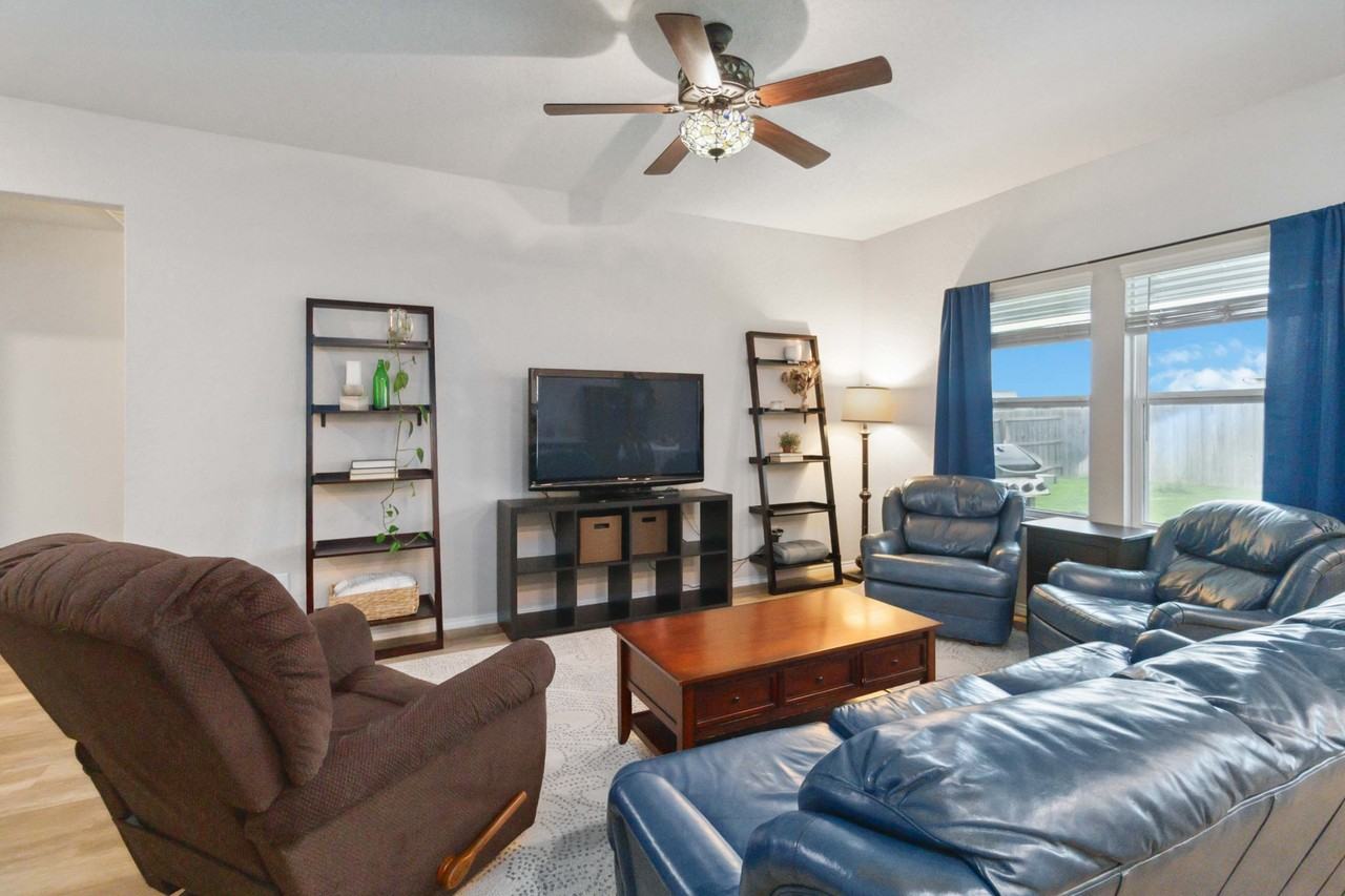 507 Agave Flats Dr - Photo 3 of 50