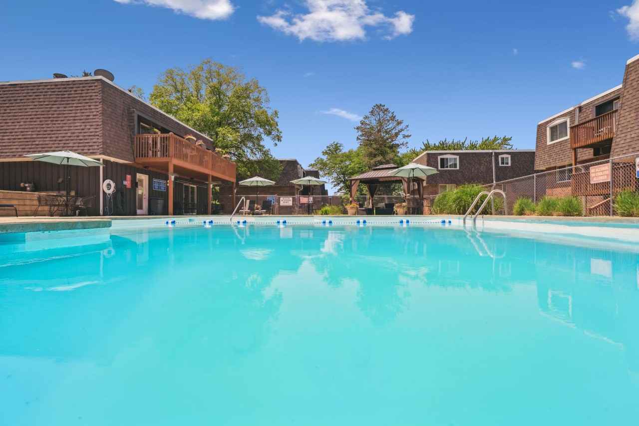 Lantern Square Apartments Spacious 1, 2 & 3 Bedrooms - Photo 4 of 50