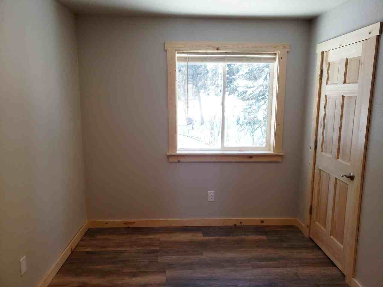 41420 Grove Ct #2 - Photo 3 of 14