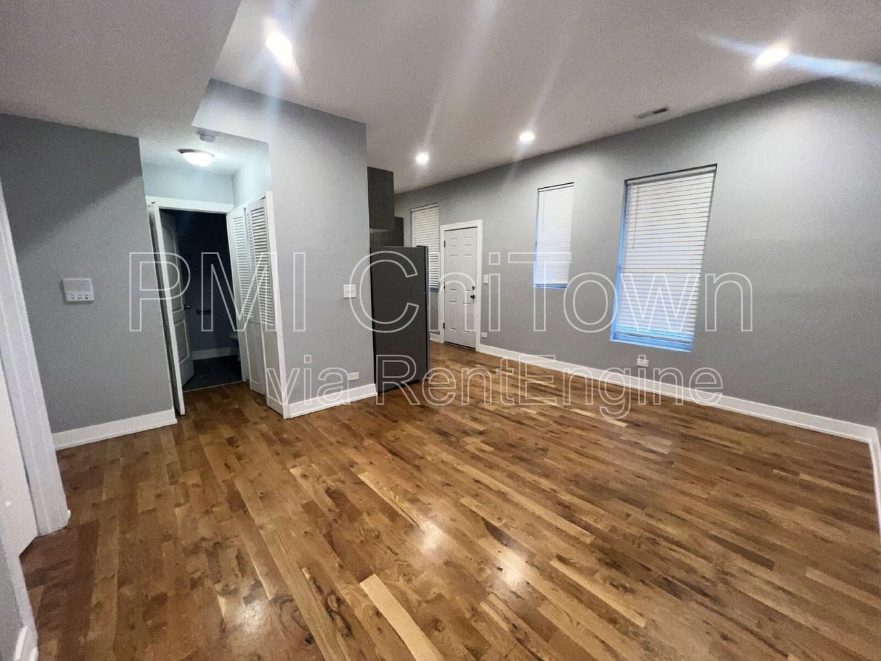 346 E 50th St #1 - Photo 7 of 16