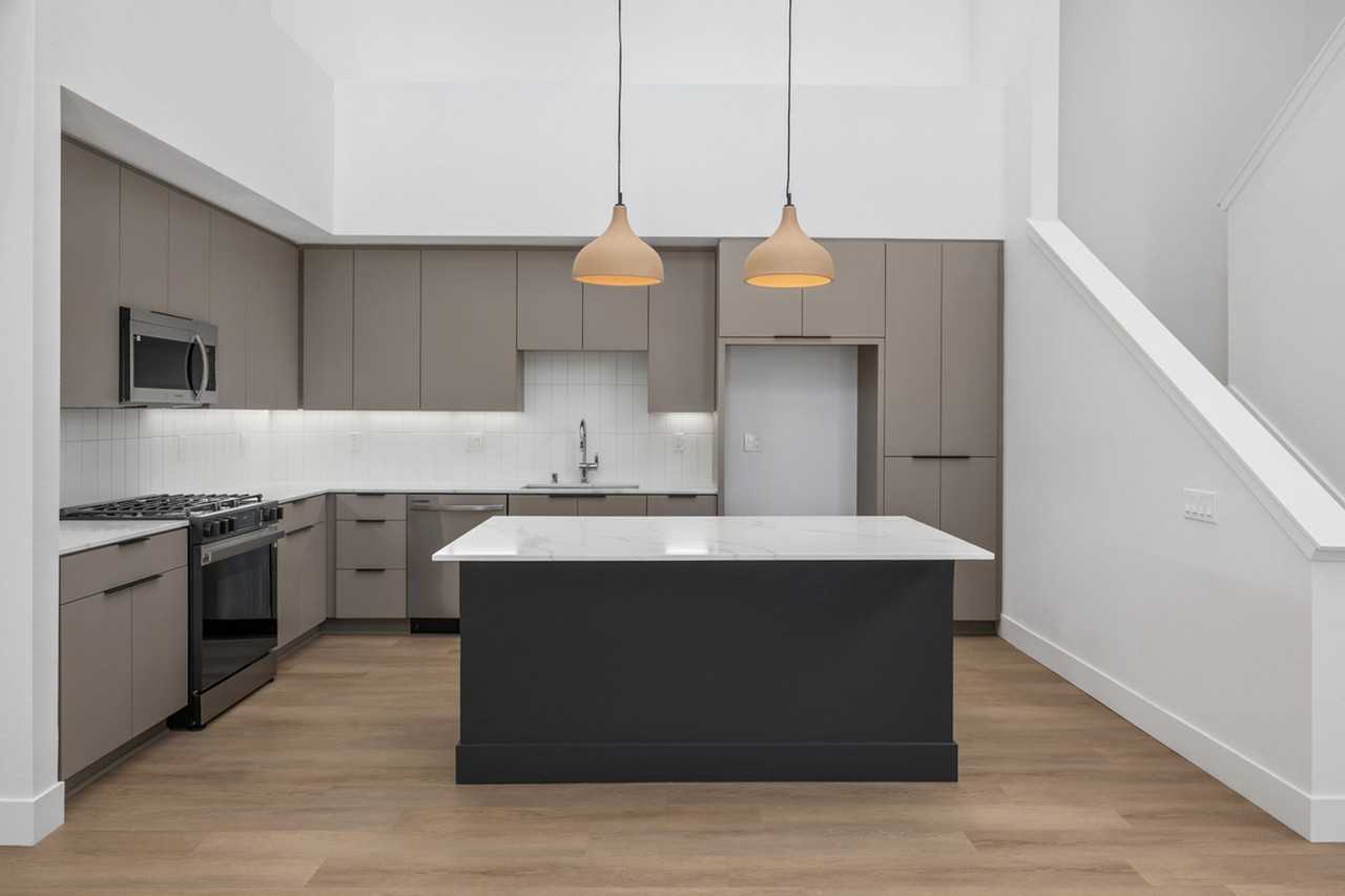 Virano Apartments - Photo 2 of 33