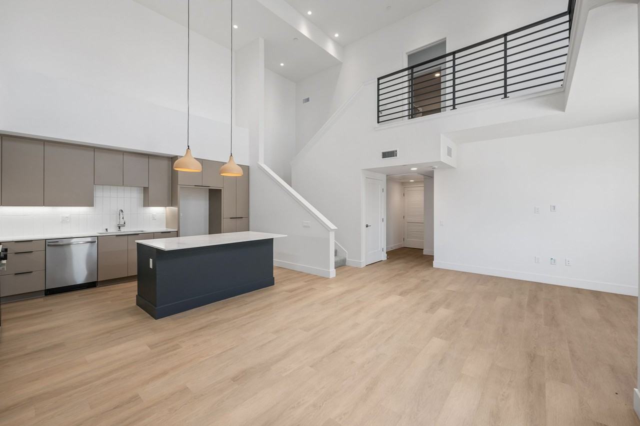 Virano Apartments - Photo 3 of 33