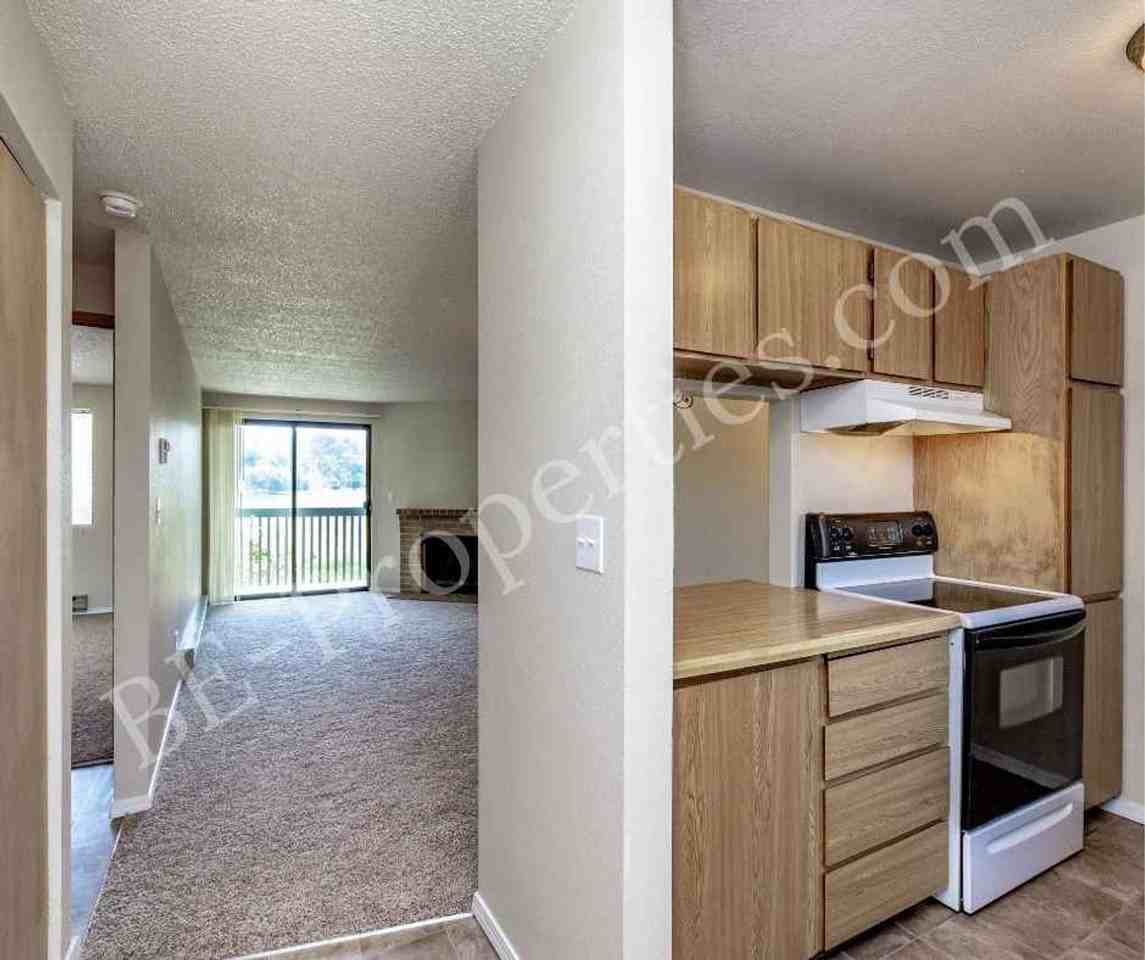 3428 I St Ne - Photo 4 of 24