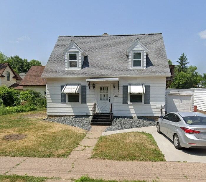 412 1/2 Putnam Dr - Photo 2 of 18