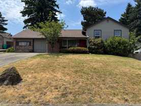 3809 Ne 137th Pl - Photo 1 of 1