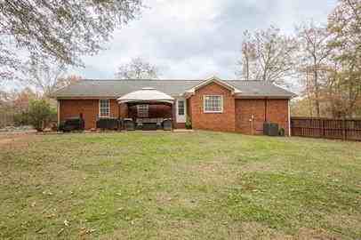 20 Doctors Ct - Photo 5 of 33