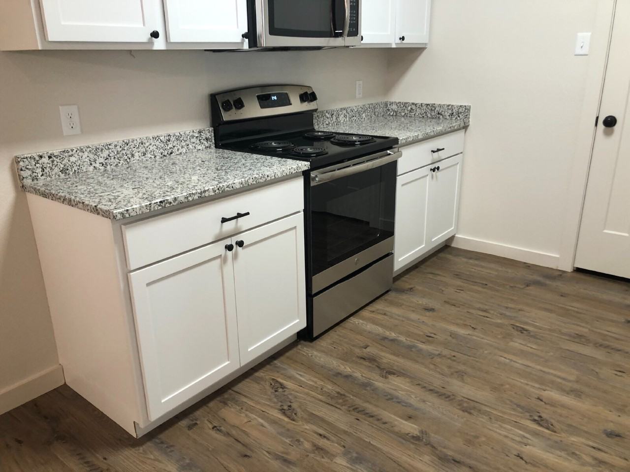 2723 137th St - Photo 5 of 20