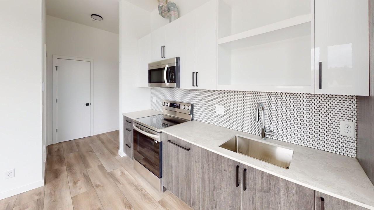 ALNA Ballard - Photo 5 of 15