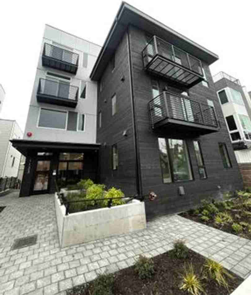 ALNA Ballard - Photo 6 of 15