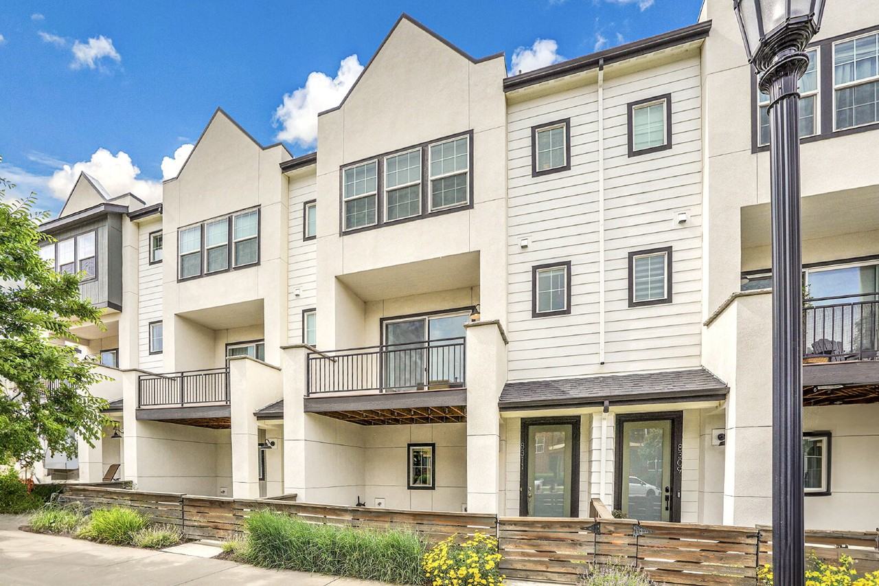 8311 Parkland St - Photo 2 of 50