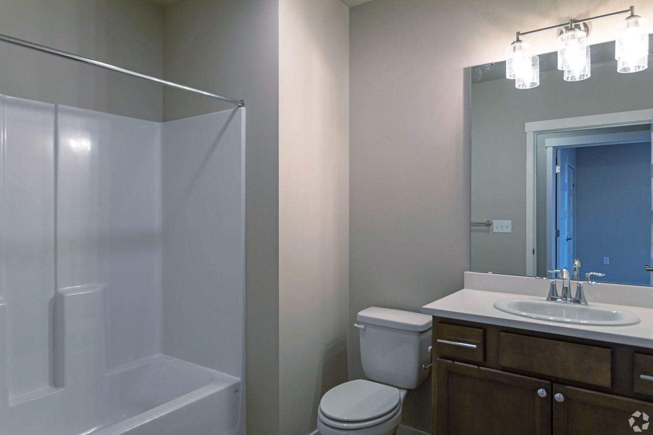 Fairhaven Towers - Photo 4 of 11