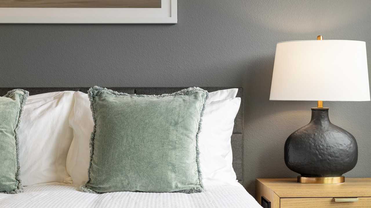 440 NE 4th Ave - Photo 6 of 50