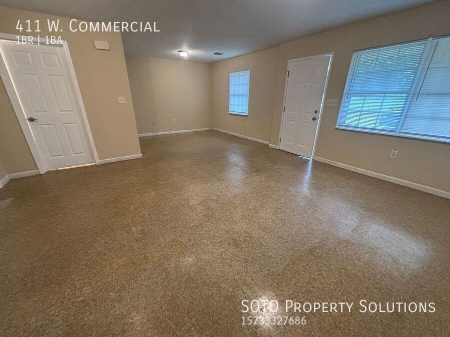 411 W Commercial St - Photo 3 of 6