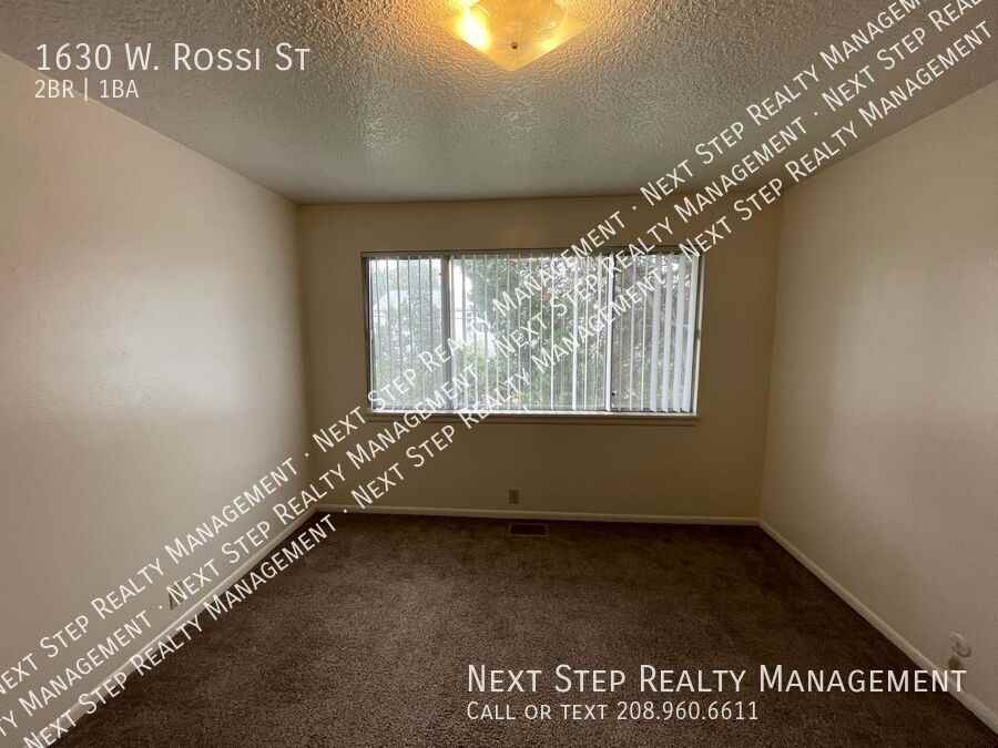 1630 W Rossi St - Photo 6 of 11