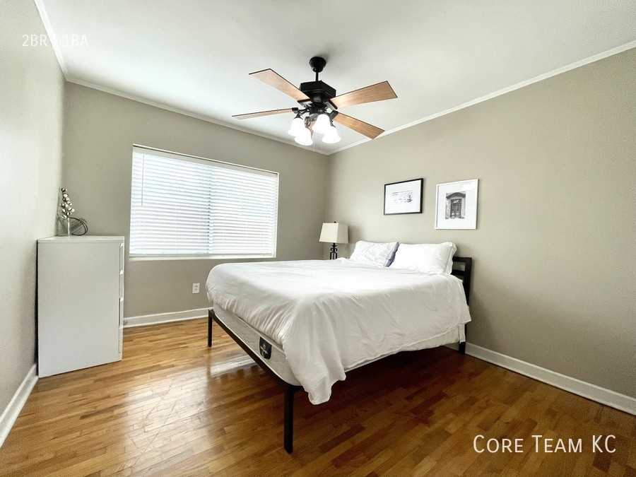 1107 West 45th Street #1110-1 - Photo 6 of 10