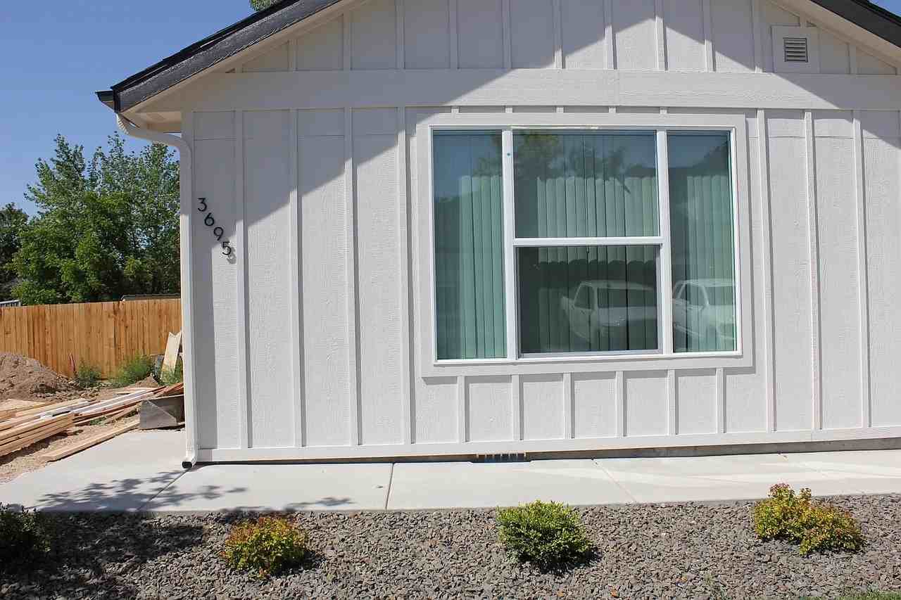 3695 N Maple Grove Rd - Photo 2 of 14