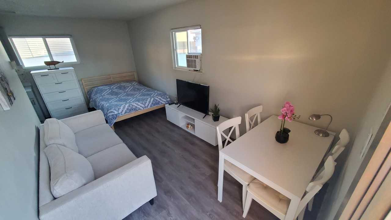 144 E Eldridge St - Photo 5 of 13