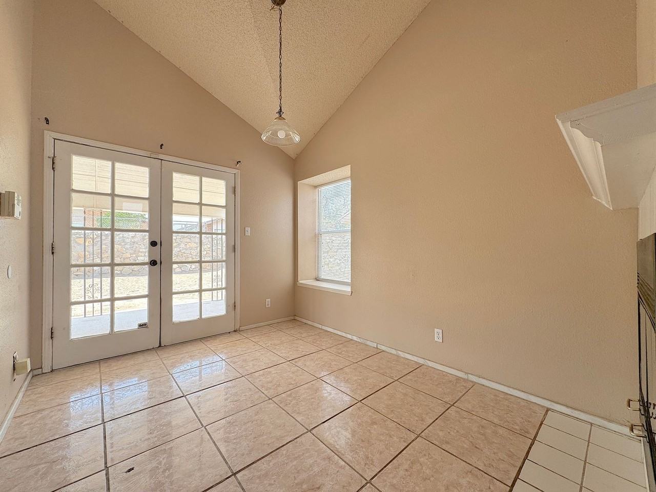 11073 Nathan Bay Dr - Photo 6 of 16