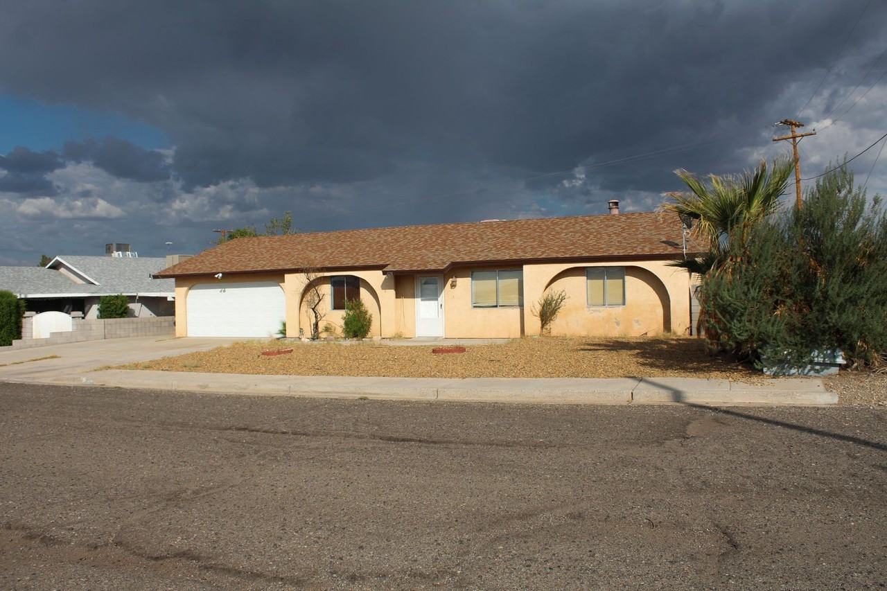 3028 Parkway St - Photo 3 of 26