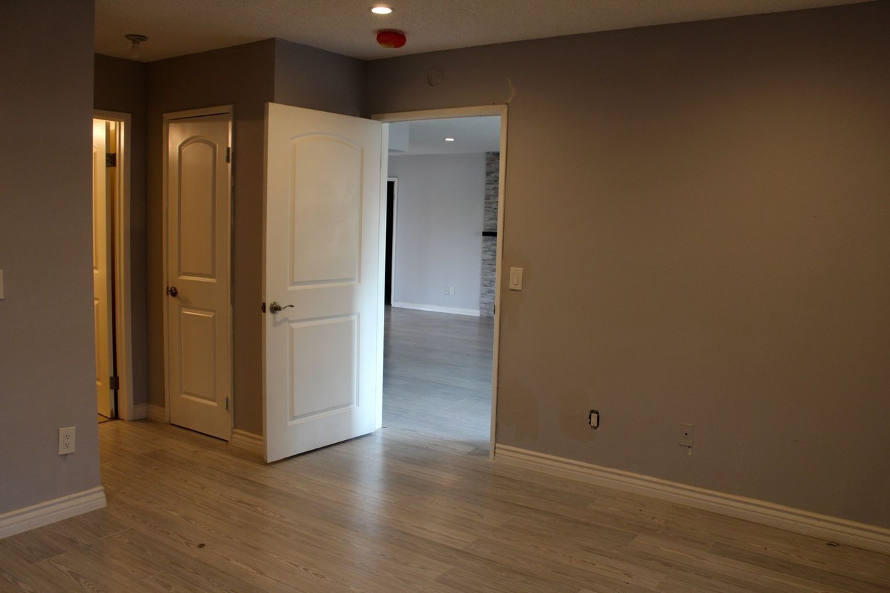 3028 Parkway St - Photo 7 of 26