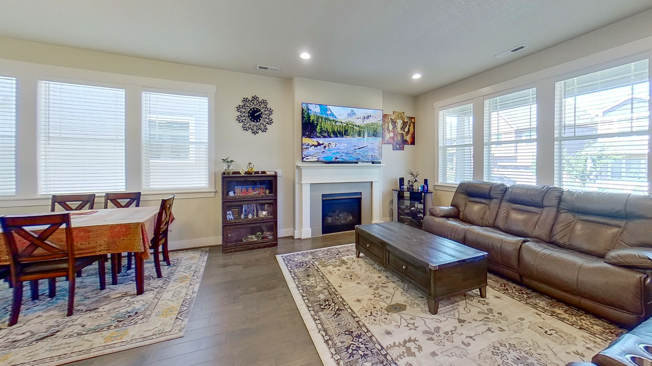 14866 Nw Olive St - Photo 5 of 28