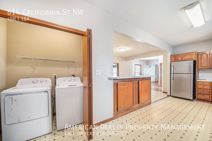 614 California St Nw - Photo 6 of 17