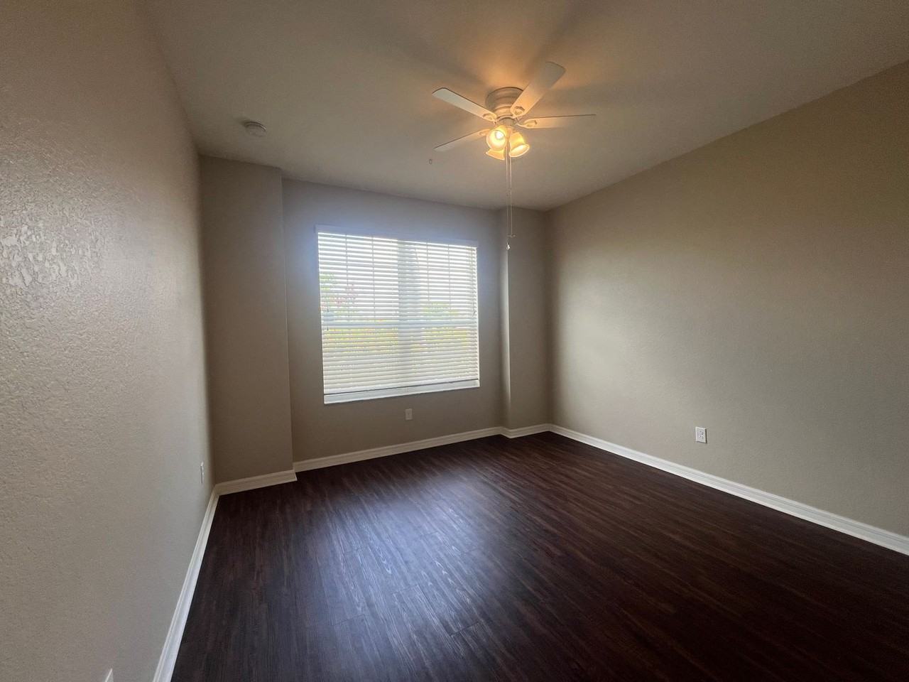 17893 Wayside Bnd - Photo 7 of 27