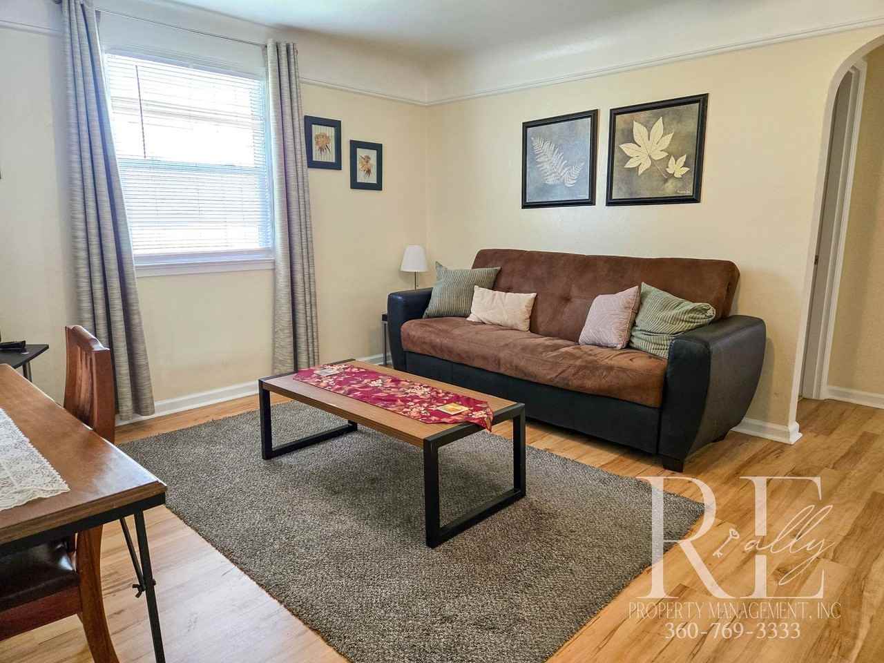 1217A Burwell St - Photo 3 of 13