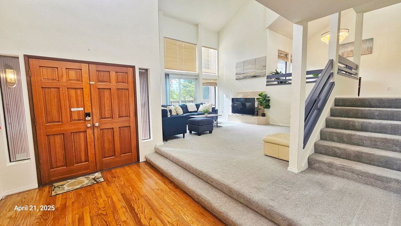 5590 Highland Dr - Photo 4 of 29