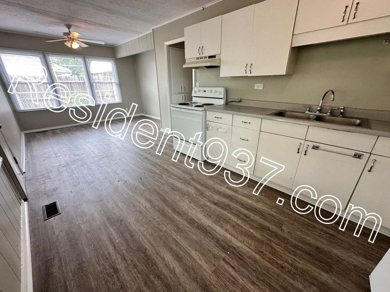 2132 Colton Dr - Photo 6 of 19