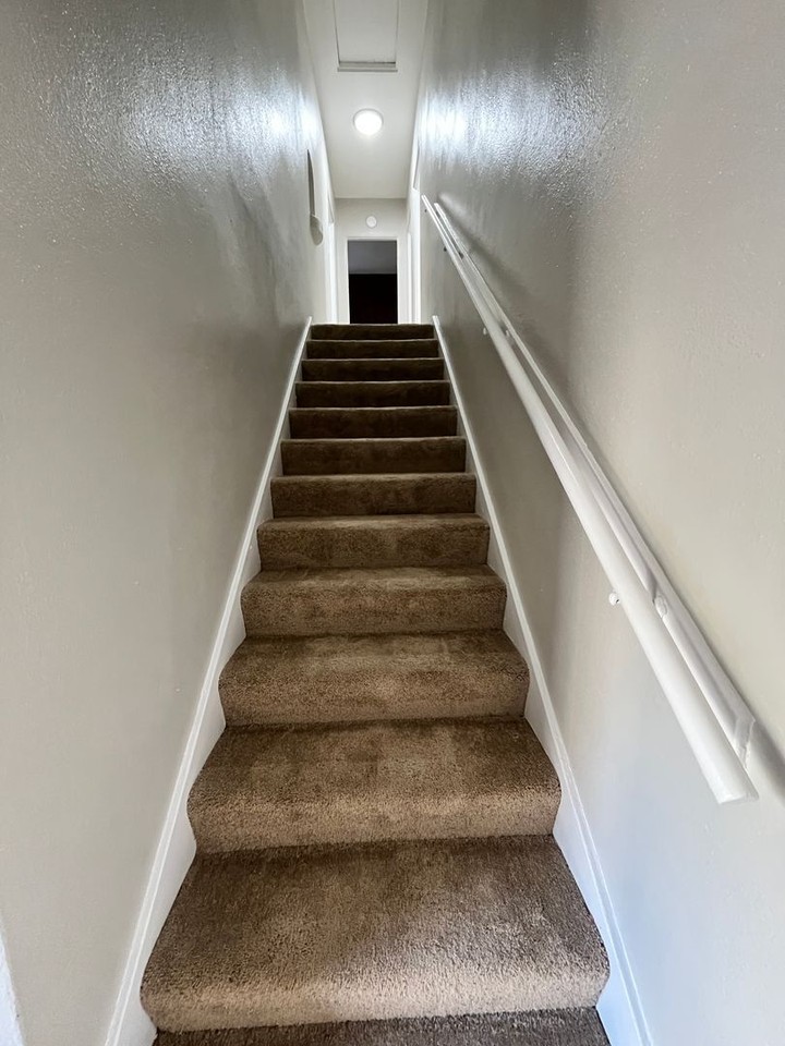 2520 Cedar Ave - Photo 3 of 23