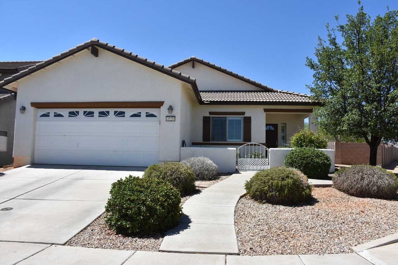 4520 Leisure Ln