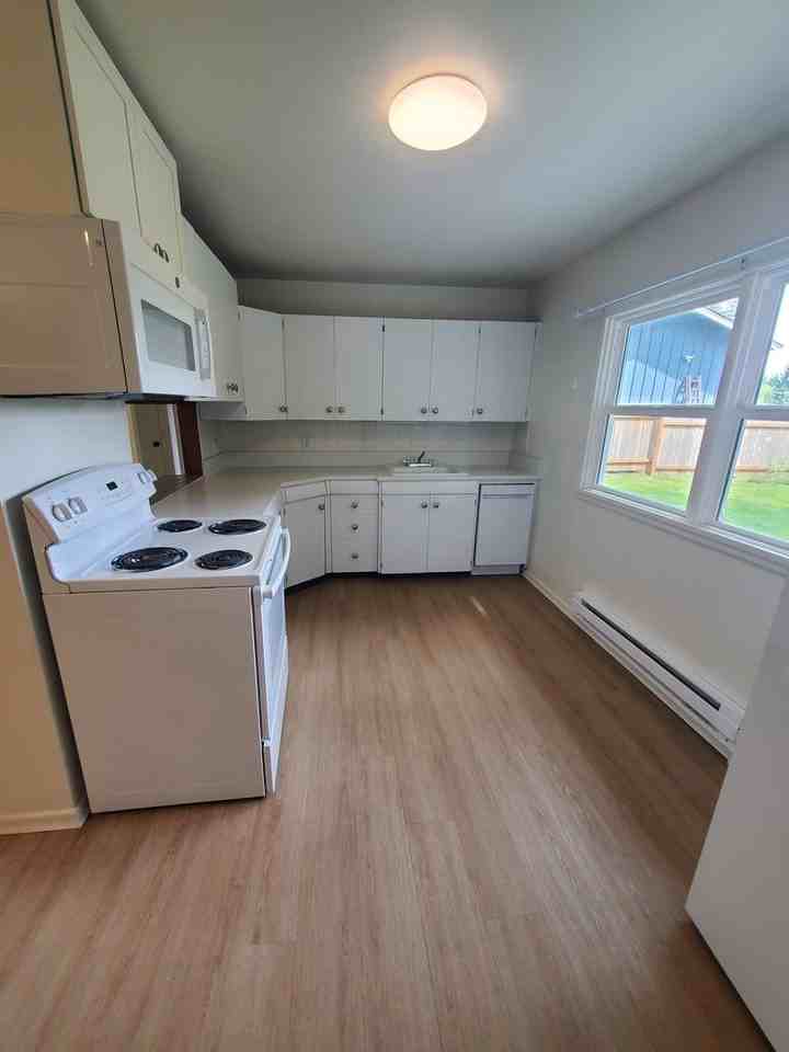 20405 54th Ave W - Photo 6 of 15