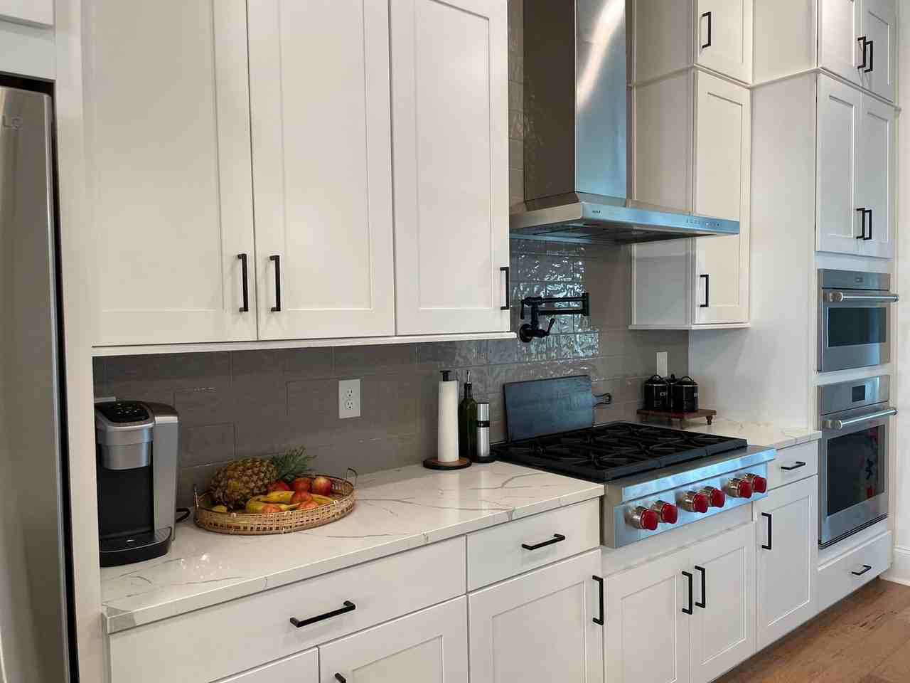 2028 Cortland Rd - Photo 3 of 28