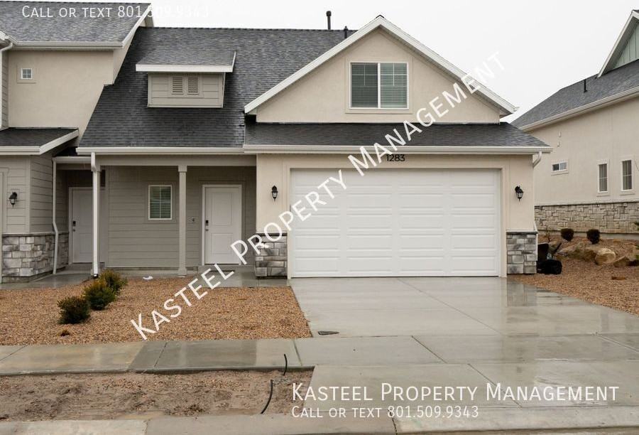 1283 E 920 N - Photo 2 of 19