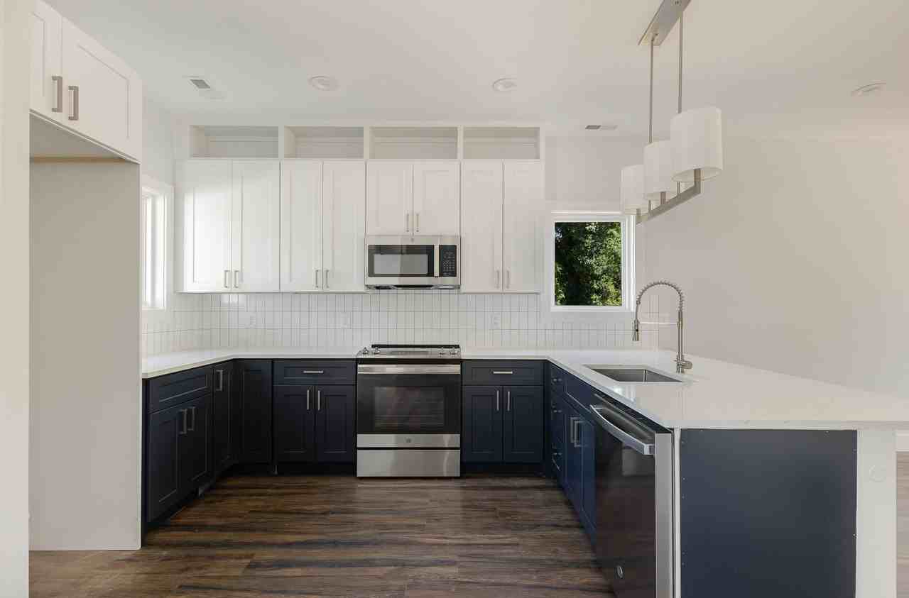 819 S Alston Ave - Photo 5 of 18