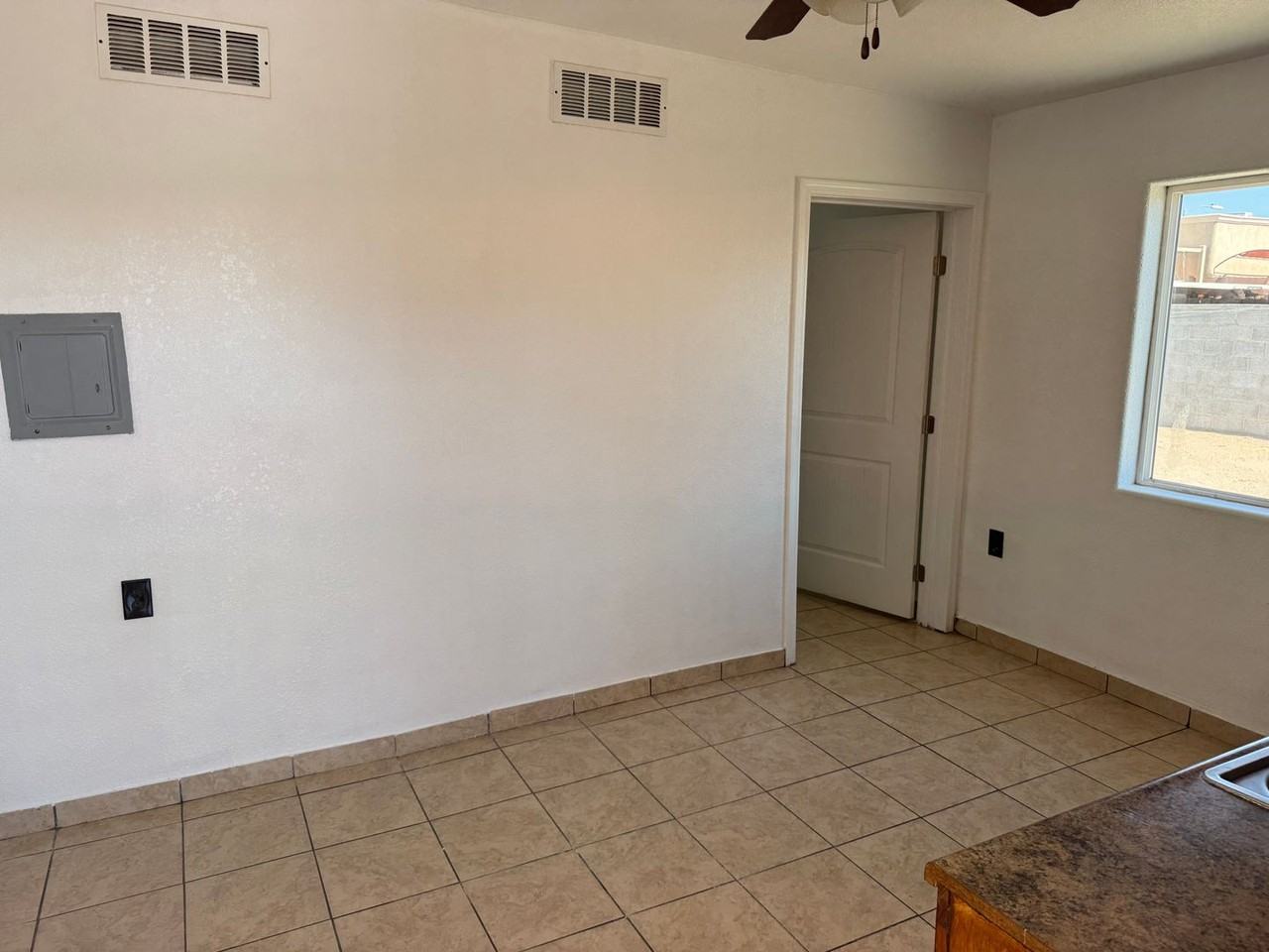 Duplex - 1458 E B Street - Photo 3 of 22