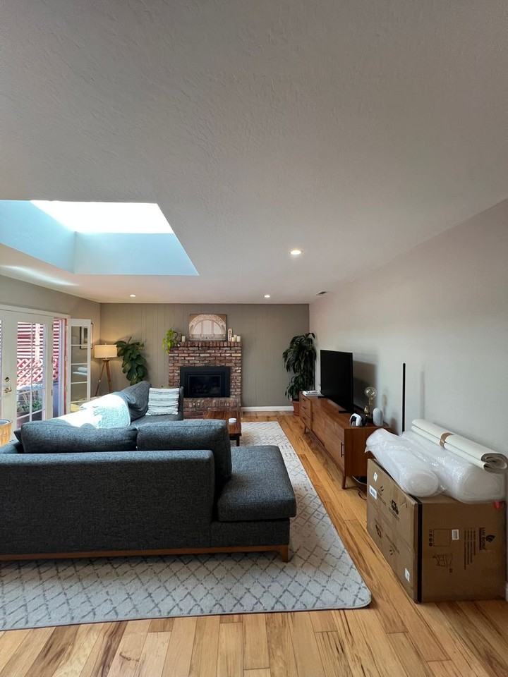 217 Sunset Ter - Photo 2 of 23